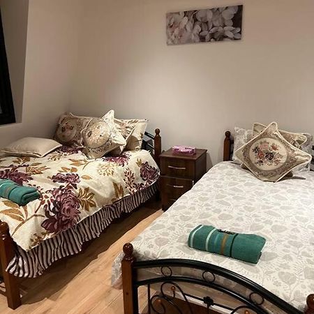 010- Lovely One Bedroom In Ealing F6 المظهر الخارجي الصورة