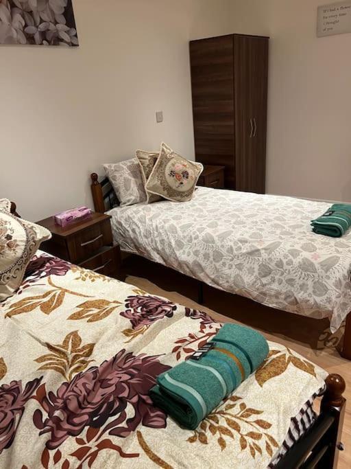 010- Lovely One Bedroom In Ealing F6 المظهر الخارجي الصورة
